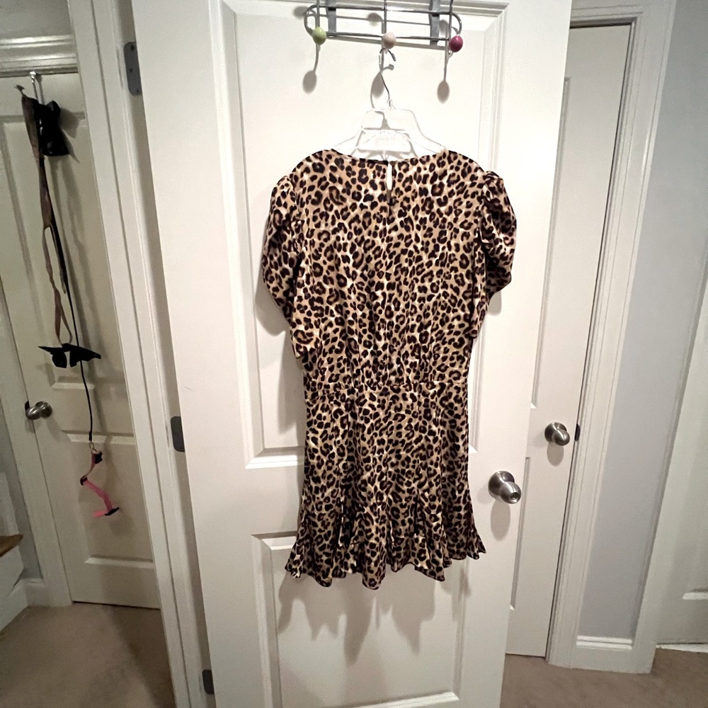 Veronica beard cheetah 🐆 puff sleeve dress